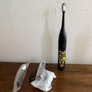Kids Black Electric Toothbrush with Yellow 'Today Was A Good Day' Graphic